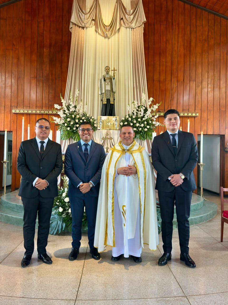 Emisión de votos e incorporación definitiva de tres seminaristas a la Congregación de la Misión